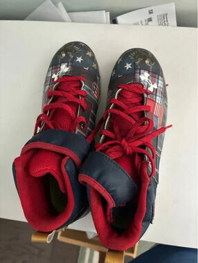 6Y Under Armour cleats